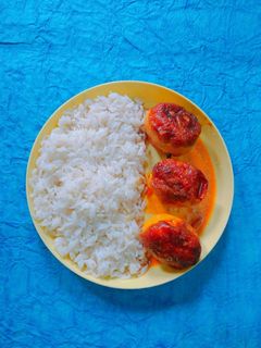 ডিম কষা(dim kosha recipe in Bengali) রেসিপির প্রধান ছবি