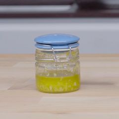 A picture of Orange vinaigrette.