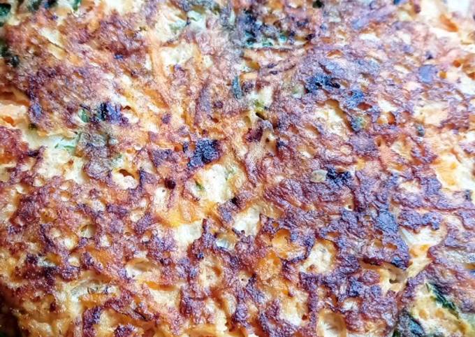 Tortilla de hojas de apio y zanahoria Receta de Gloria Tonin- Cookpad