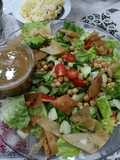 Fatoush salad bersama sos tahini