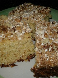 Una foto de Torta fácil de avena, naranja y canela