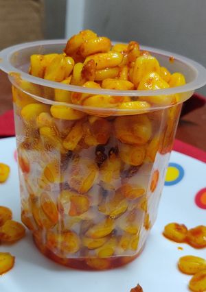स्वीट कॉर्न बटर मसाला (sweet corn butter masala recipe in marathi) रेसिपी चे मुख्य फोटो