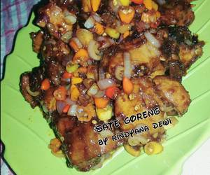 Fresh, Menyajikan Sate Goreng Gurih Mantul