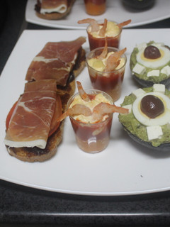 Una foto de Aguacates rellenos