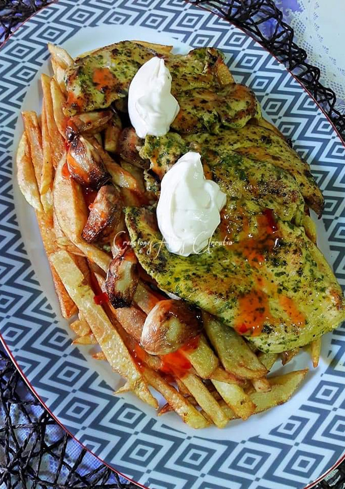 Una foto de Filetes de pechuga de pollo a la plancha en marinado Urrutia