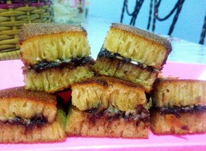 Foto resep Martabak manis teflon kenyal dan lembut ala abang2 jualan