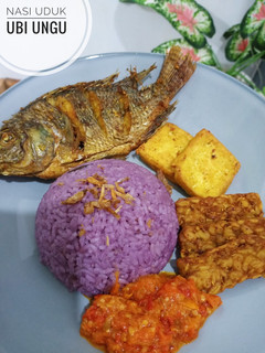 Foto resep Nasi uduk ubi ungu