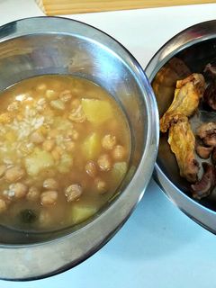 Una foto de Puchero andaluz a la antigua en olla express