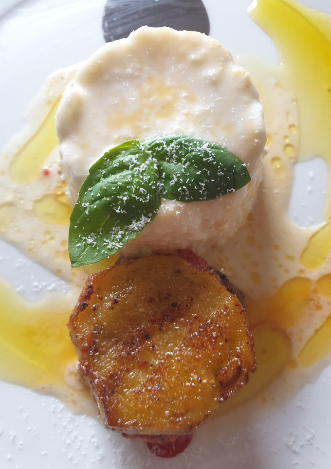 Una foto de Mousse de parmesano con aceite albahaca casero 2° receta