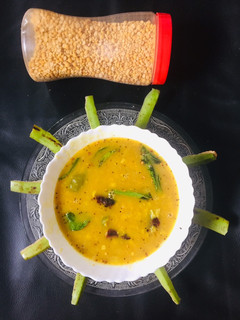நேந்திரங்காய் புளி சேர்க்காத சாம்பார்(nendrangai sambar recipe in tamil) செய்முறை முக்கிய புகைப்படம்