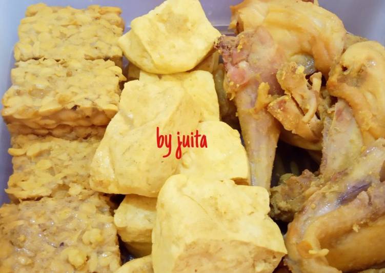 Ungkep ayam tahu tempe