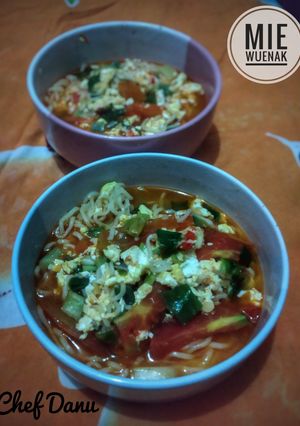 Foto resep Mie rebus Wuenak/Mie Rebus Spesial Kaki Lima