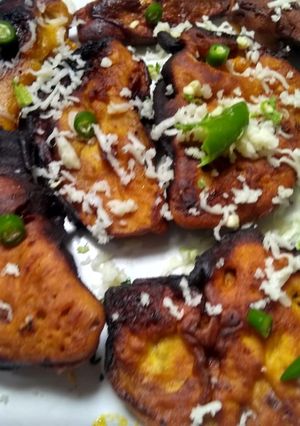 A picture of Brinjal fritters.