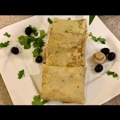 Chicken and mushroom crepes 👌🏻😋 A picture of Chicken and mushroom crepes 👌🏻😋.