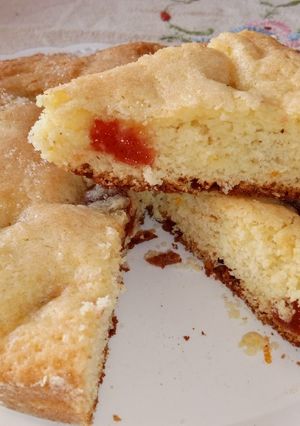 Una foto de Torta de naranja y membrillo