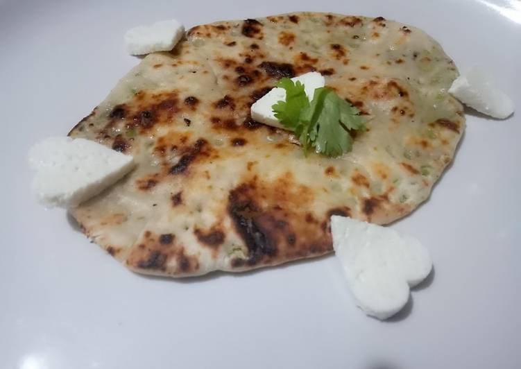 Matar paneer stuffed naan