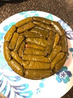 صورة لوصفة ورق عنب محشي (ساخن)