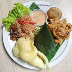 A picture of NASI UDUK magicom stay at home.