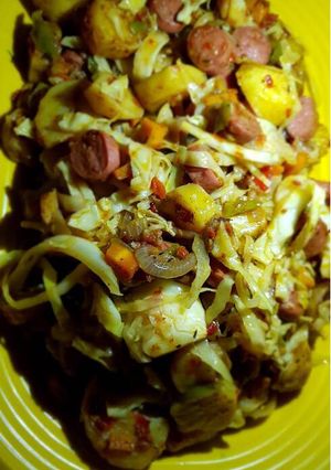 A picture of Diced sausage sauce💕.