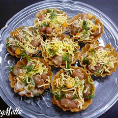Peanuts Basket Chaat A picture of Peanuts Basket Chaat.