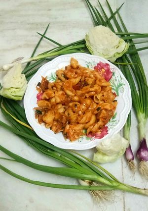 વેજ. ચાઇનીઝ પાસ્તા (Veg Chinese Pasta Recipe In Gujarati) રેસીપી મુખ્ય ફોટો