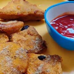 A picture of Bread pakora.