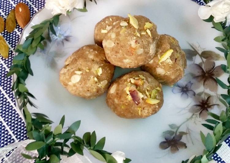 Steps to Make Award-winning Panjeeri laddu