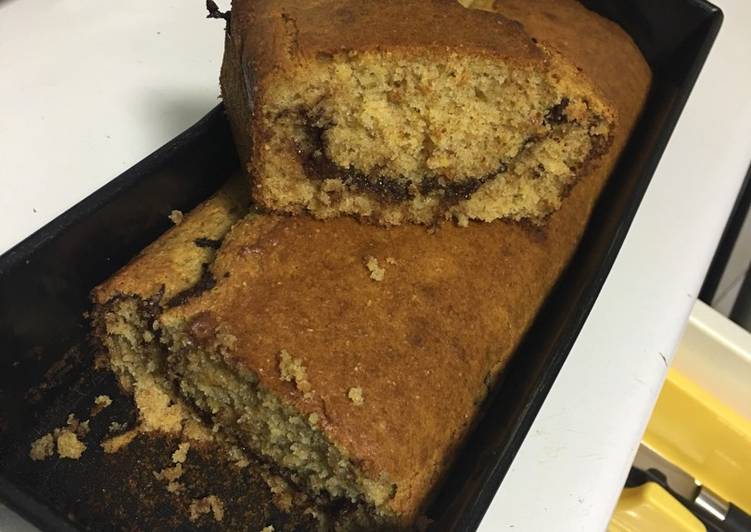 Bizcocho de nata, limón y chocolate