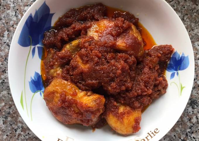 Langkah Mudah untuk Menyiapkan Ayam Masak Merah kegemaran Suami 😋, Menggugah Selera