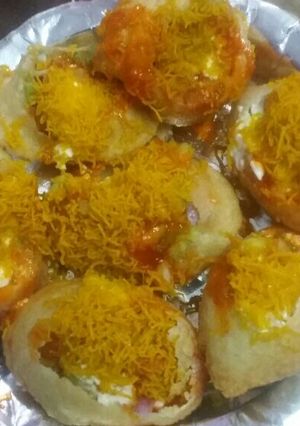 A picture of Golgappe chat.
