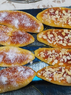 صورة لوصفة فطائر هشيشة بكريمة الباتسيير