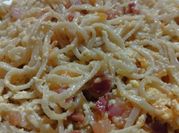 Una foto de salsa carbonara
