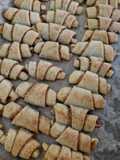 Сирні рогалики з корицею