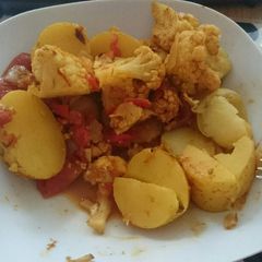 A picture of Cauliflower and Potato curry.