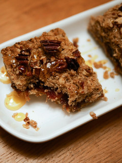 A picture of Date & Oat Bars.
