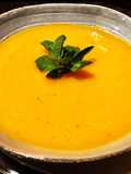 Puré de zanahoria, chirivia y nabicol con menta y jengibre en mambo Cecotec