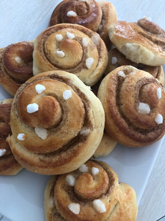 Una foto de Cinnamon rolls (canela)