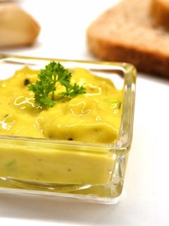 Aioli (fokhagymás majonéz) recept fotója