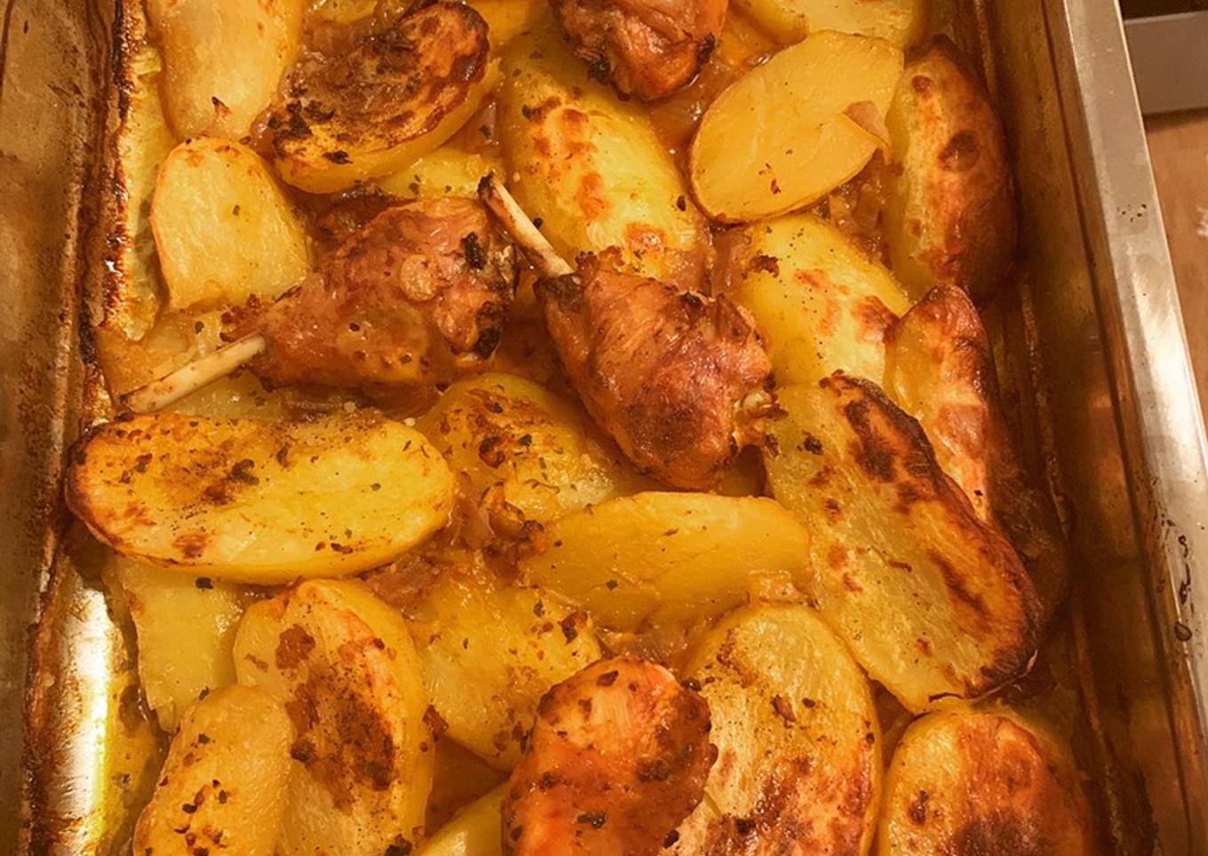 Pillons de poulet et pommes de terre au four