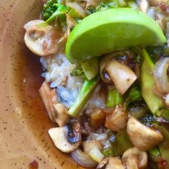 A picture of Simple stir fry with Sweet Chilli.
