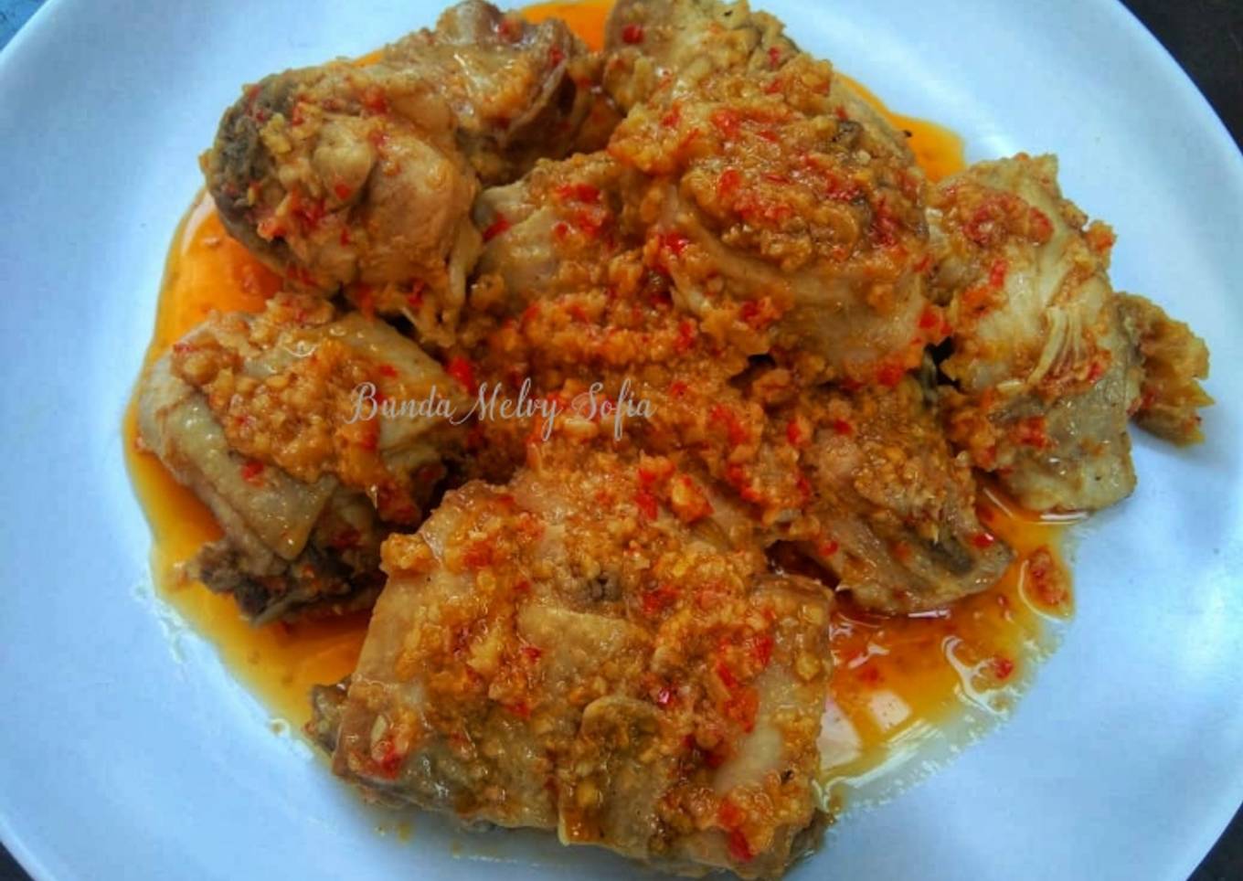 Bagaimana Menyiapkan Ayam Mercon, Bisa Manjain Lidah