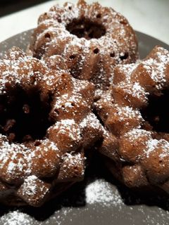 Kakaós-diós banánsüti 🍌 recept fotója