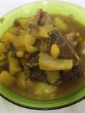 Cocido de judías pintas con carne y verduras
