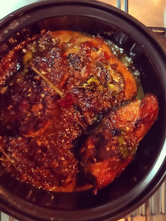 A picture of Chili tamarind chicken.