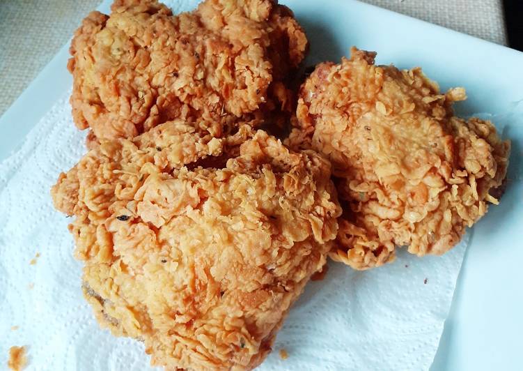 Bagaimana Menyiapkan Ayam goreng tepung ala2 KFC yang Enak Banget
