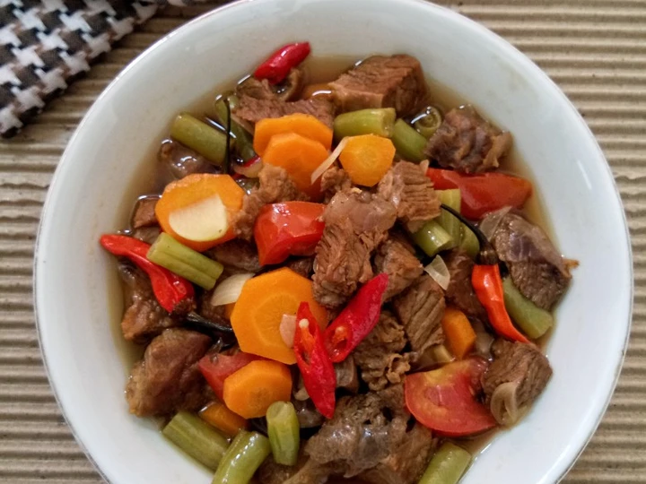 Langkah Gampang Membuat Resep 44. Asem-asem Daging Sapi Anti Ribet, Lezat