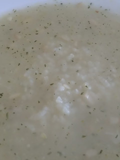 Una foto de Sopa de arroz con ajitos para dieta blanda