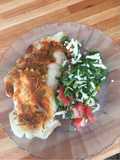 Salmón blanco al tomillo con ensalada de rúcula
