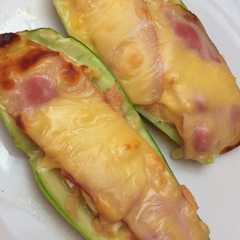 Una foto de Calabacín relleno light