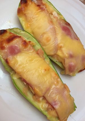 Una foto de Calabacín relleno light